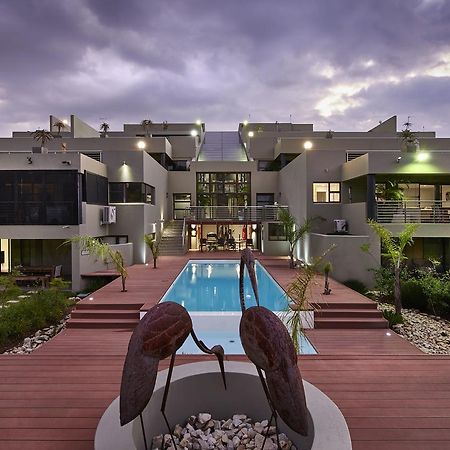 Dynasty Forest Sandown Serviced Apartments & Self Catering Hotel Йоханесбург Екстериор снимка