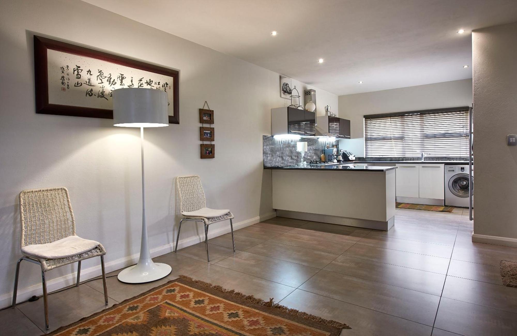 Dynasty Forest Sandown Serviced Apartments & Self Catering Hotel Йоханесбург Стая снимка