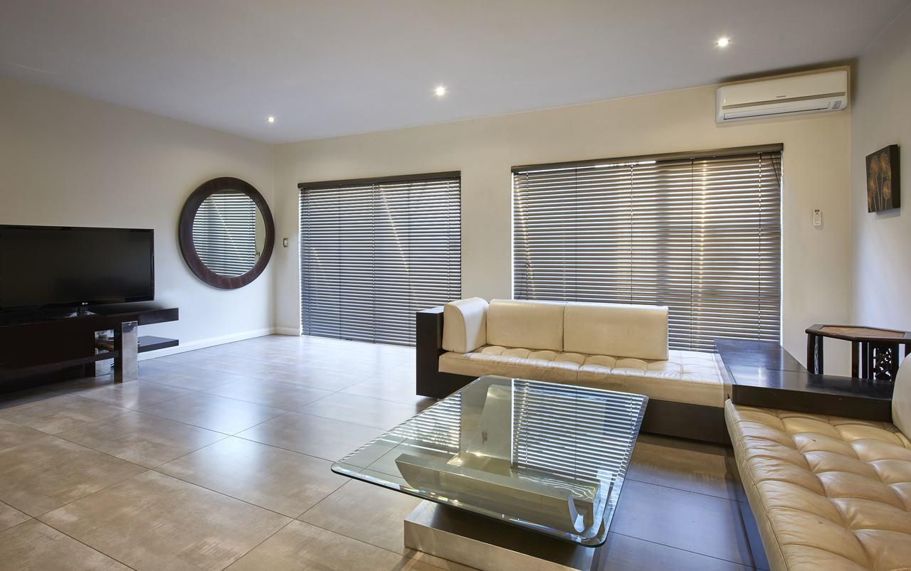 Dynasty Forest Sandown Serviced Apartments & Self Catering Hotel Йоханесбург Екстериор снимка